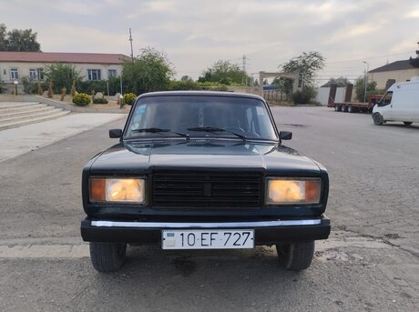 LADA (VAZ) 2107