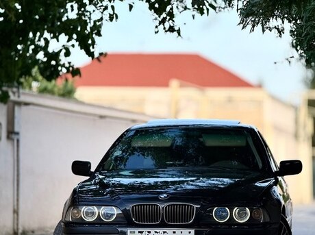 BMW 525