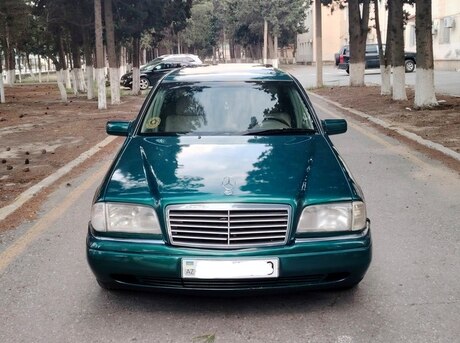 Mercedes C 220