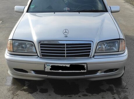 Mercedes C 220