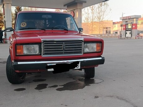 LADA (VAZ) 2107