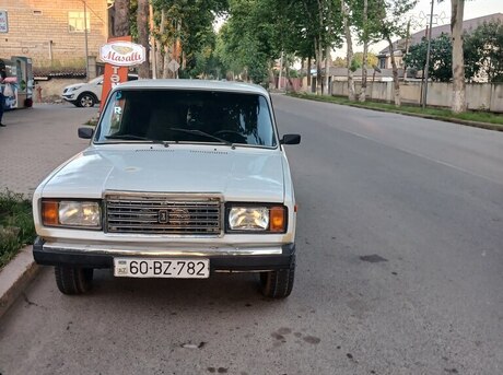 LADA (VAZ) 2107