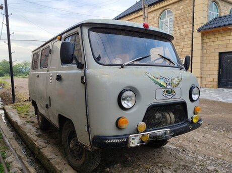 UAZ 452