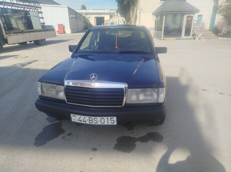 Mercedes 190