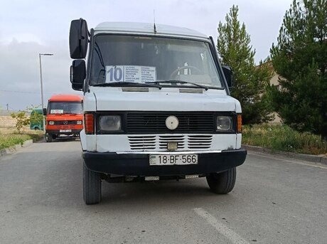 Mercedes 208 D