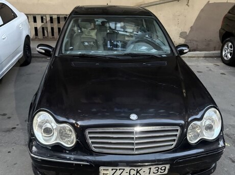 Mercedes C 230