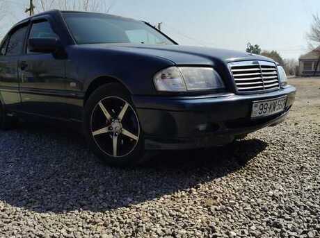 Mercedes C 240