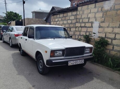 LADA (VAZ) 2107