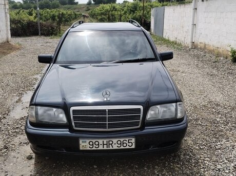 Mercedes C 220