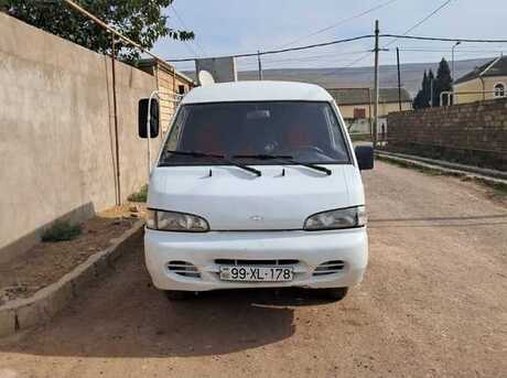 Hyundai H 100