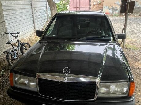 Mercedes 190