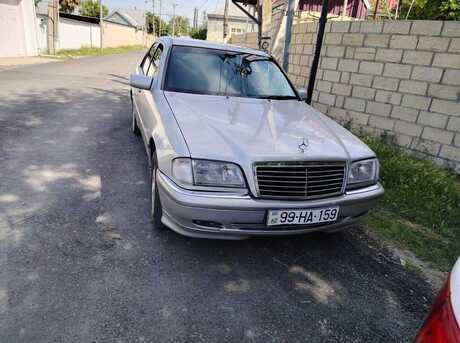 Mercedes C 180