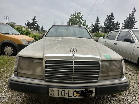 Mercedes 200 D