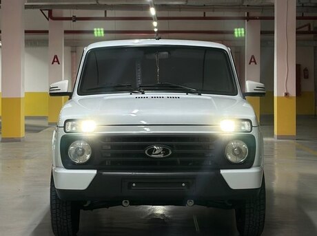 LADA (VAZ) Niva