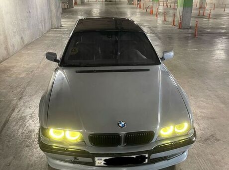 BMW 735