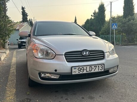 Hyundai Accent