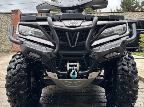 CFMOTO CFORCE 1000 OVERLAND