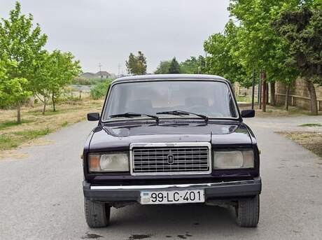 LADA (VAZ) 2107