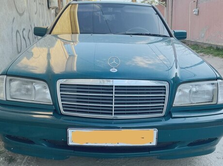 Mercedes C 220