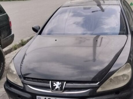 Peugeot 607