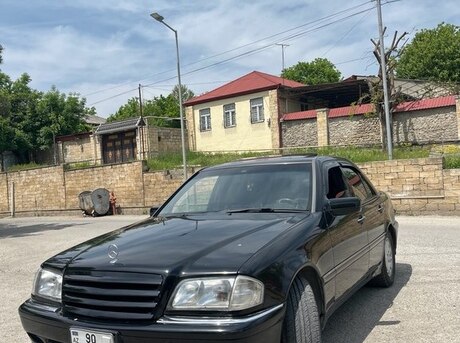 Mercedes C 230