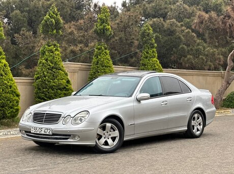 Mercedes E 320