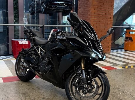 Suzuki GSX-S1000GT