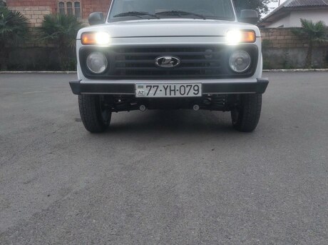 LADA (VAZ) Niva