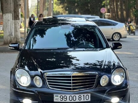 Mercedes E 200