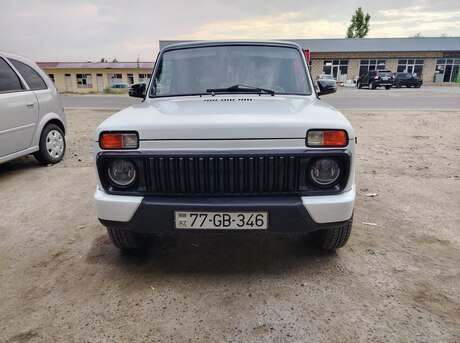 LADA (VAZ) Niva
