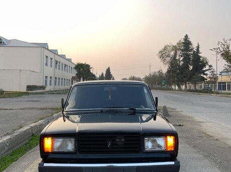 LADA (VAZ) 2107