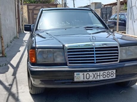 Mercedes 190
