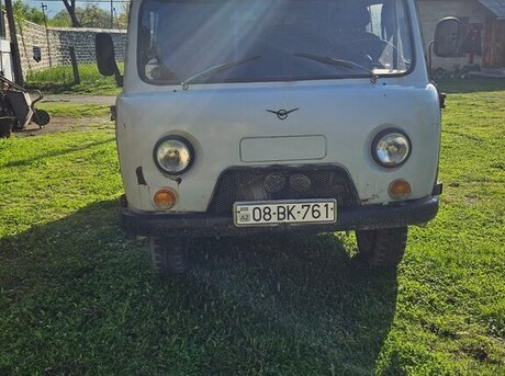 UAZ 3303