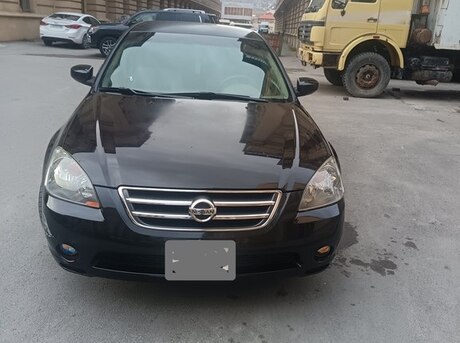 Nissan Altima