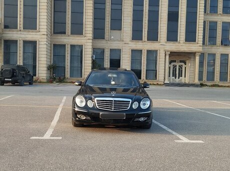 Mercedes E 280