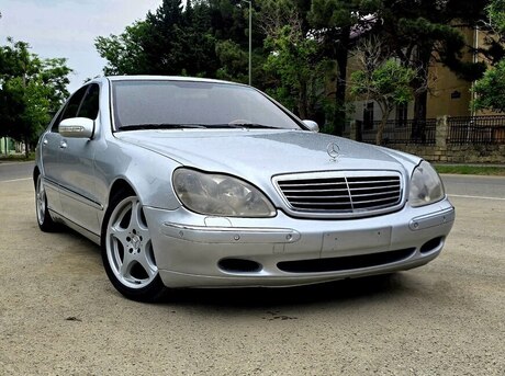 Mercedes S 320