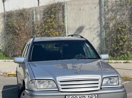 Mercedes C 220