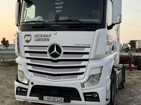 Mercedes Actros 1844