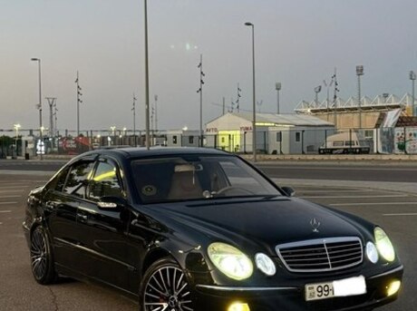 Mercedes E 220