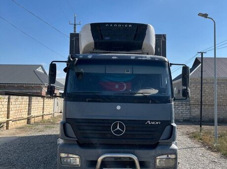 Mercedes Axor 1824