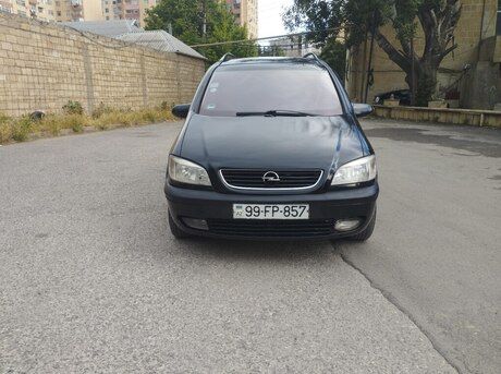 Opel Zafira