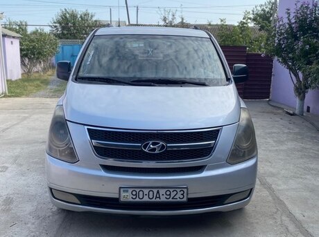 Hyundai H-1