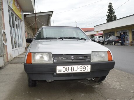 LADA (VAZ) 21099