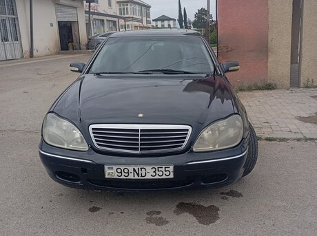 Mercedes S 320