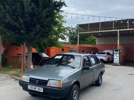 LADA (VAZ) 21099