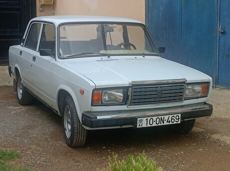 LADA (VAZ) 2107