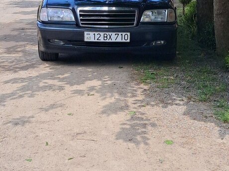 Mercedes C 180