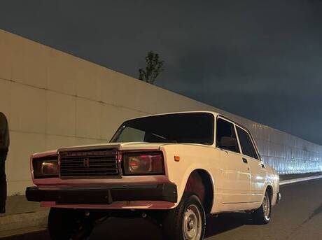 LADA (VAZ) 2107