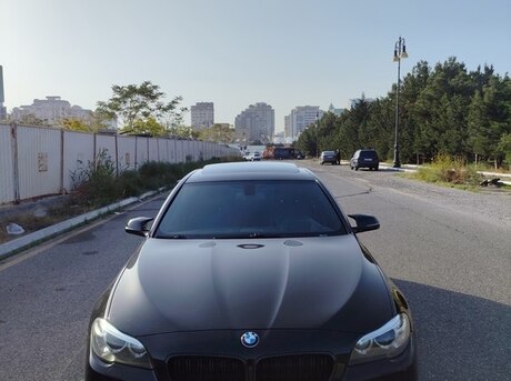 BMW 528