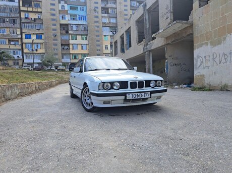 BMW 525